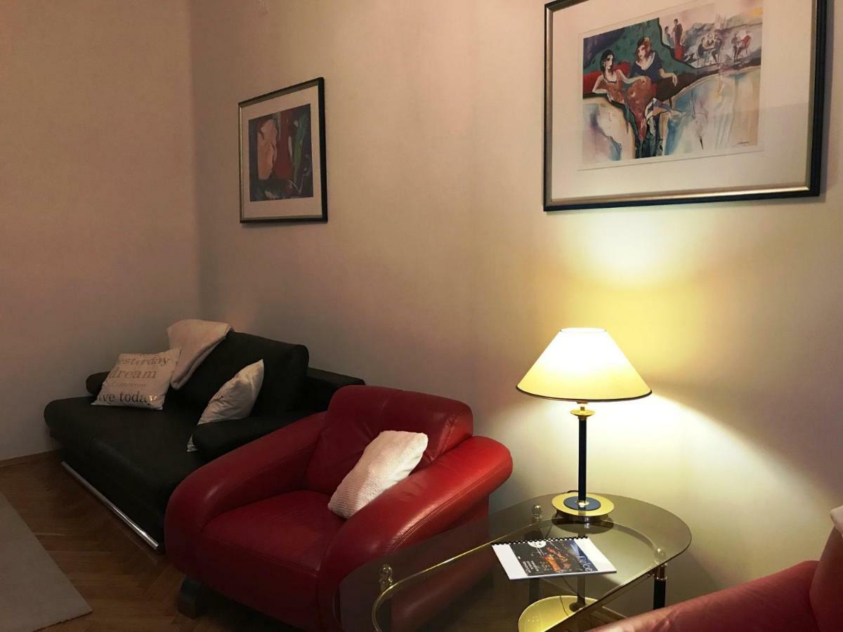 Ferienwohnung Apartament "Cleopatra 5" Przy Rynku Z Parkingiem, Faktury Vat Kielce Exterior foto