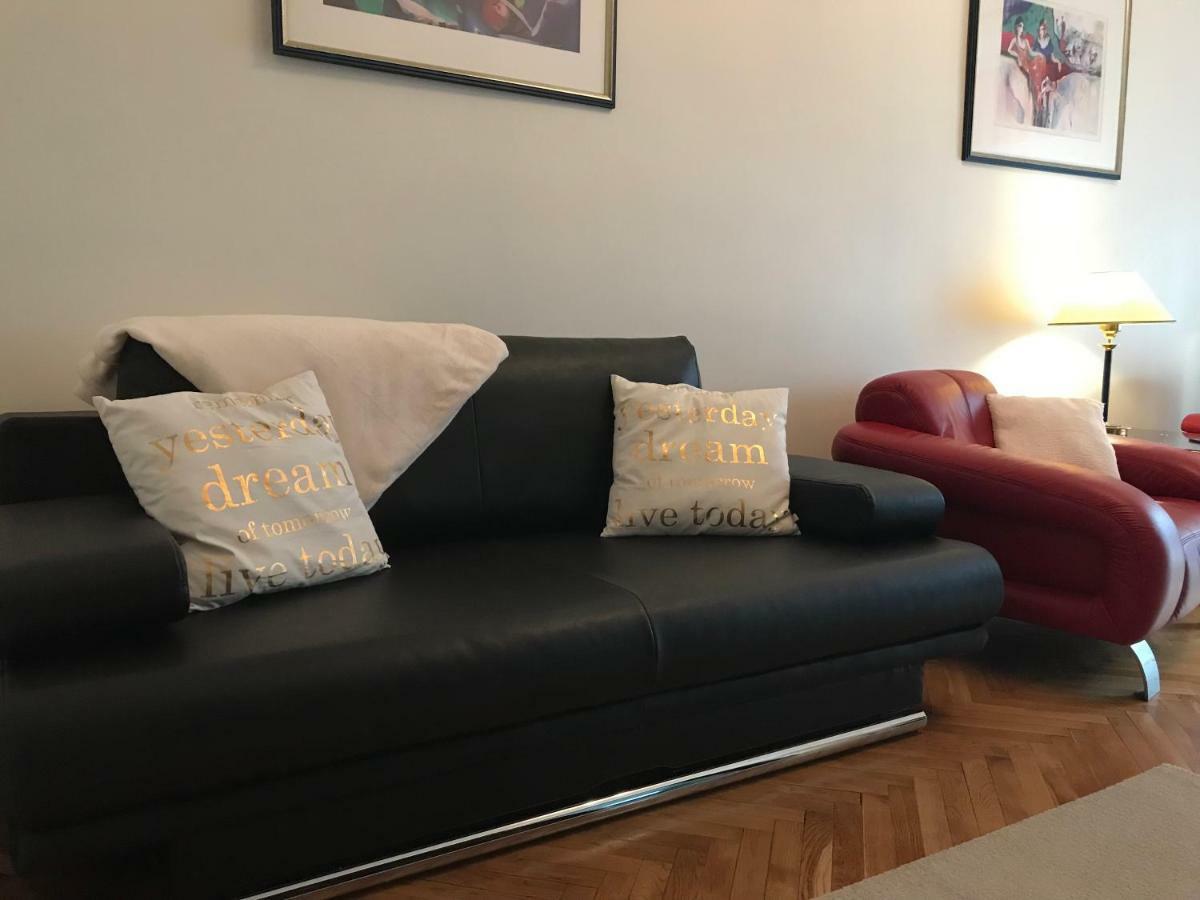 Ferienwohnung Apartament "Cleopatra 5" Przy Rynku Z Parkingiem, Faktury Vat Kielce Exterior foto